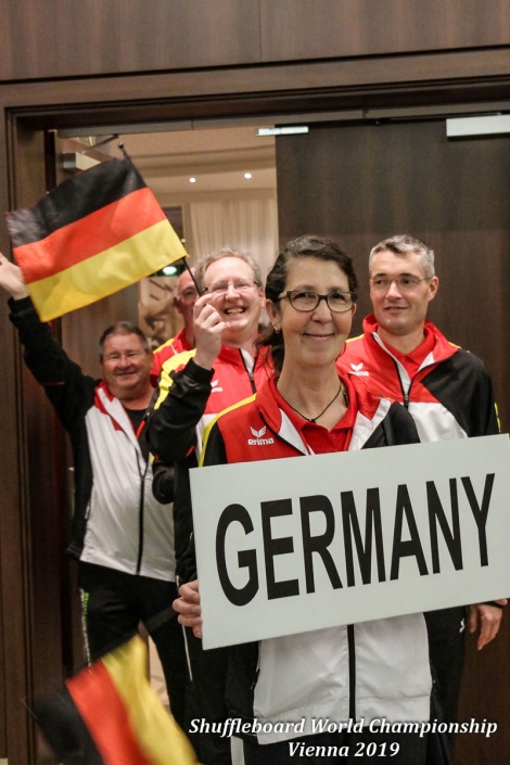 Einzug des deutschen Teams