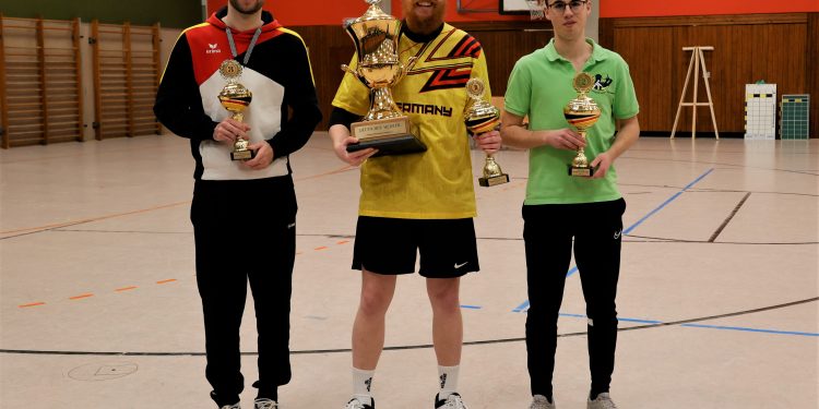 Marius Runge aus Meerbusch erstmals Deutscher Meister im Shuffleboard