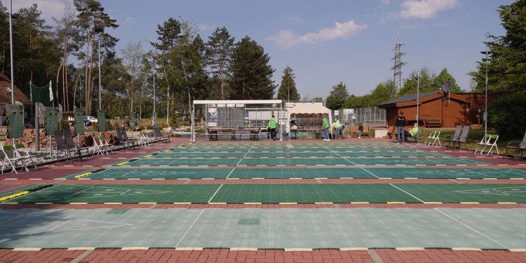 Hessen Open 2023: Fabienne Fluck holt Titel und Pokal im heimischen Sportpark