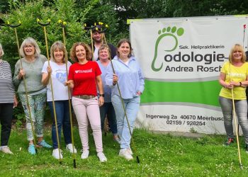 Podologie Rosch feiert Shuffleboard Team-Event in Meerbusch